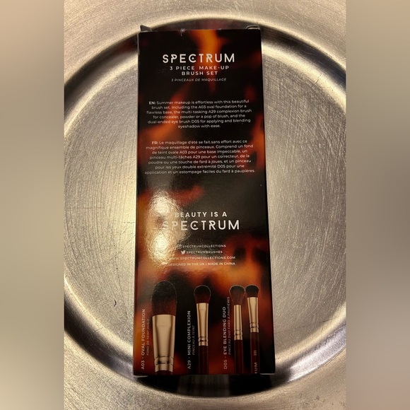 ππ Spectrum three-piece makeup brush set ππ - Picture 3 of 3